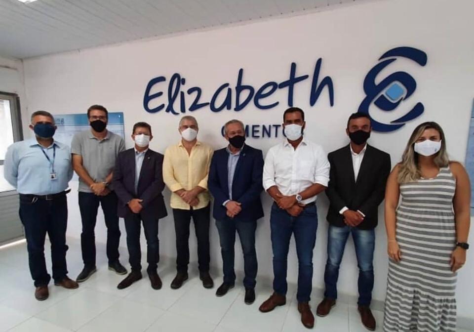 REITOR DA UFPB E EQUIPE VISITAM A ELIZABETH CIMENTOS Foto: Oriel Farias