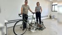 Pesquisadores do CEAR desenvolvem bicicleta que converte energia cinética em eletricidade